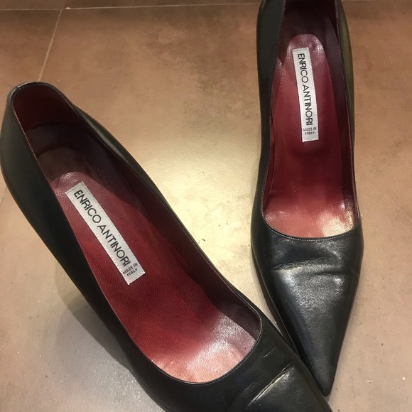 Shoes - Picture 2 of 5